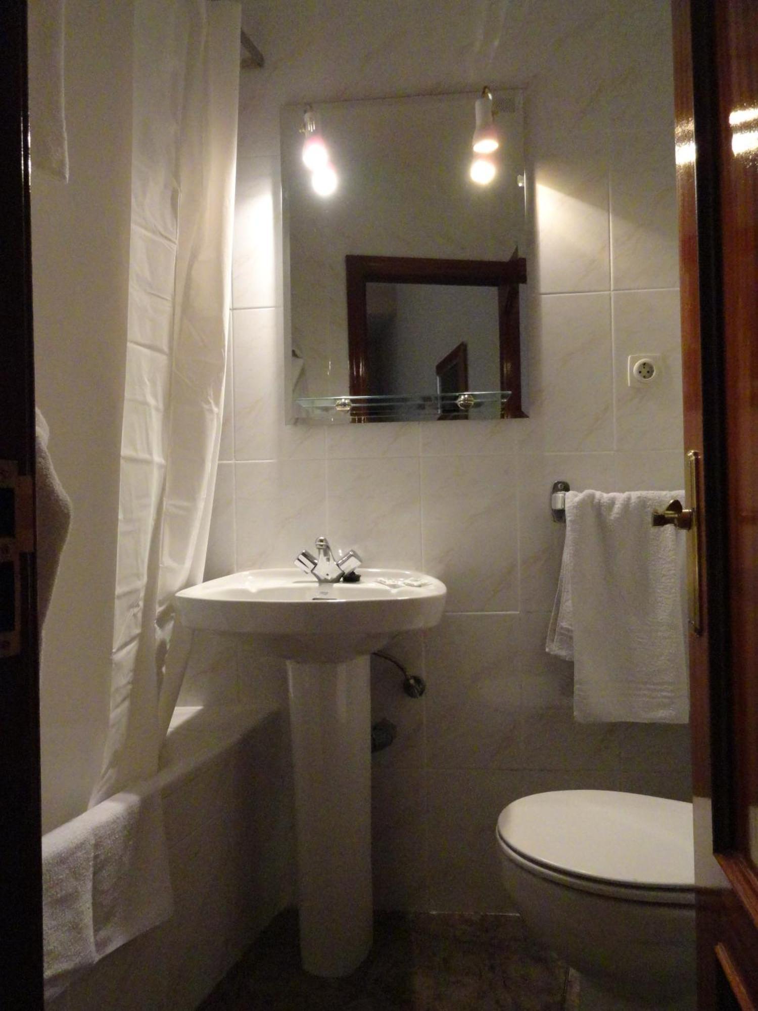 מדריד Hostal Alistana מראה חיצוני תמונה