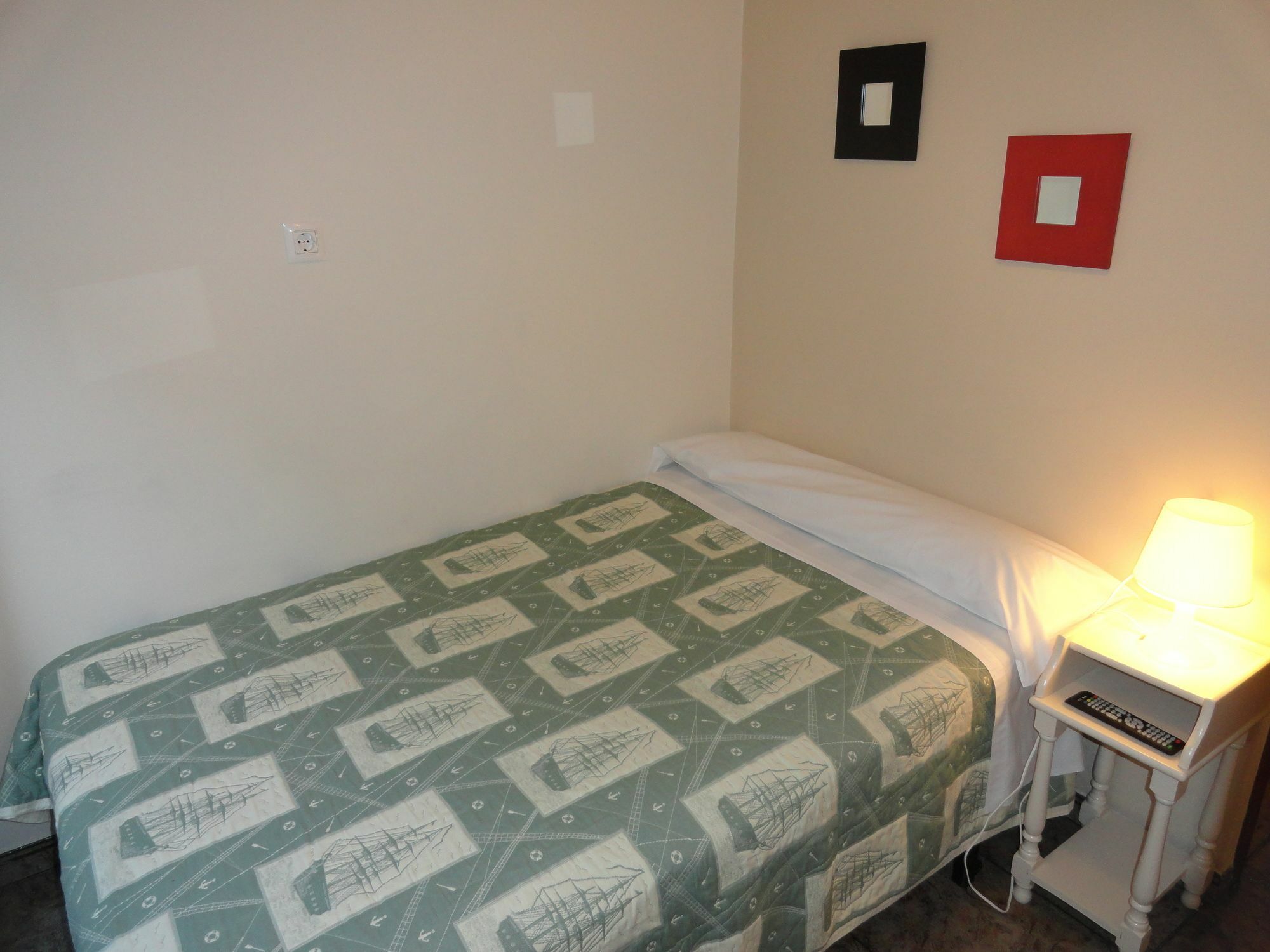 מדריד Hostal Alistana מראה חיצוני תמונה